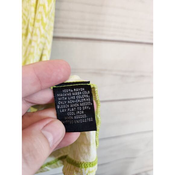 Mossimo Women's Lime Green Rayon Drape Neck‎ Tank Top Size XL - Picture 4 of 6